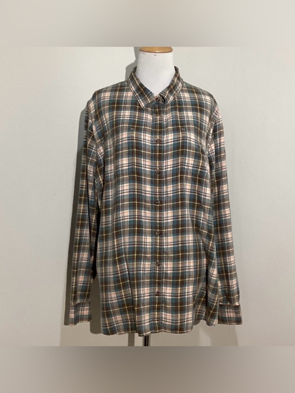 L.L. Bean Women's Plaid Long Sleeve Button Down 100% Cotton Flannel Shirt XL